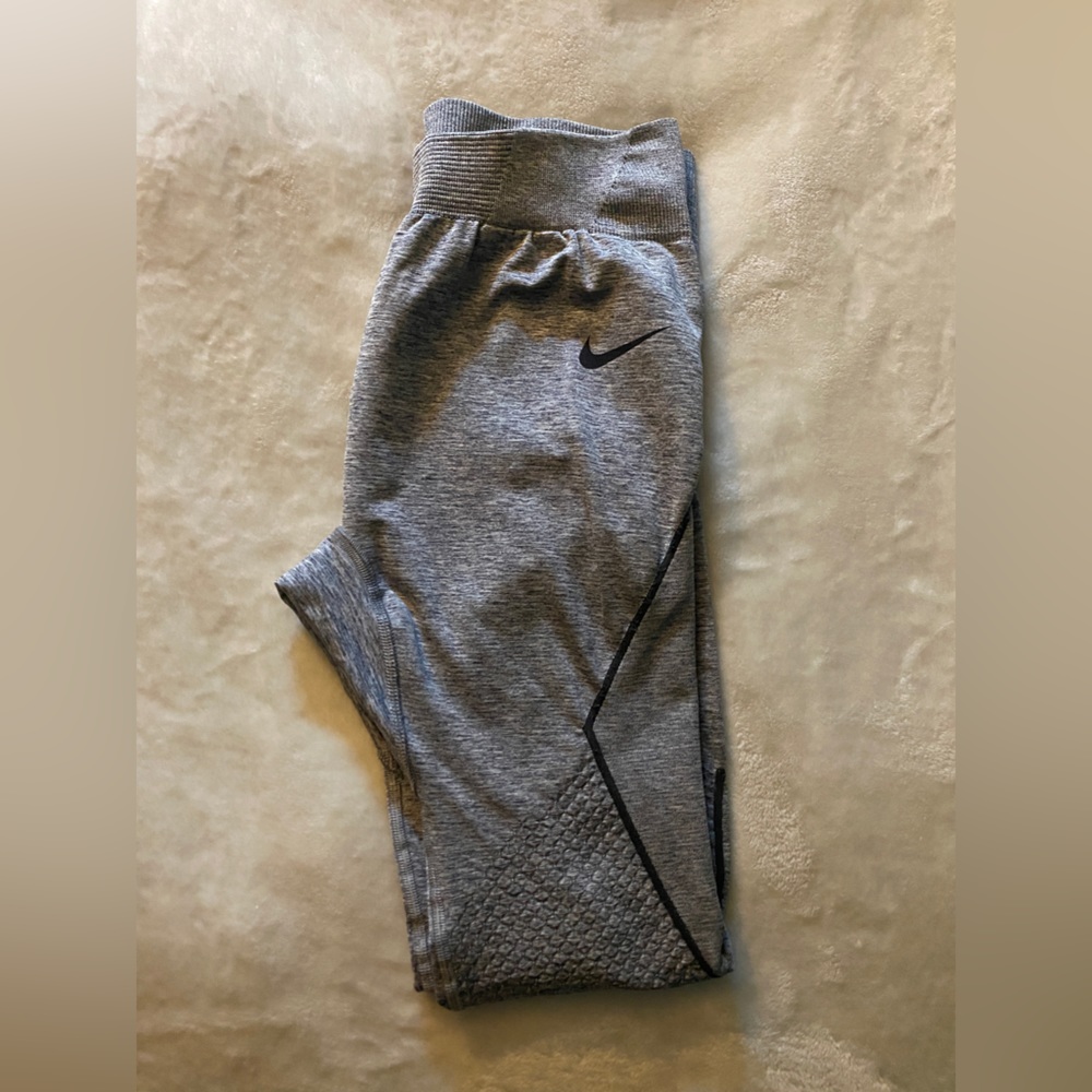 Nike Pro Grey and Black leggings - Size S